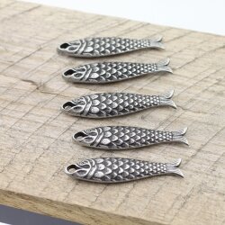 5 Fish Charms Pendant Dark Antique Silver