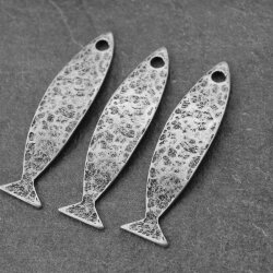 5 Dark Antique Silver Fish Charms Pendant