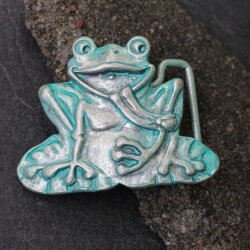 Gürtelschnalle Frosch, patina