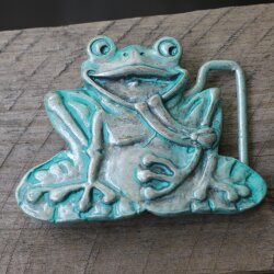 Gürtelschnalle Frosch, patina