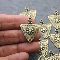 5 Antique Brass Ethnic Charms Pendant