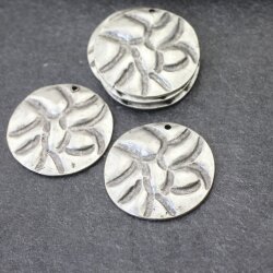 5 Zamak Anhänger, altsilber