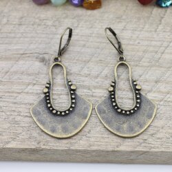 Bronze dangling Long earrings, bohemian earrings, tribal ethnic earrings