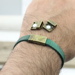 1 Magnetverschluss für Armband 21x12.5 mm Ø 10x3 mm altmessing