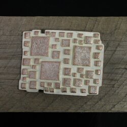 Roseperlmutt Belt Buckle With Stone Pattern