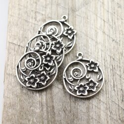 5 Flower Charms Pendant Ethnic Style