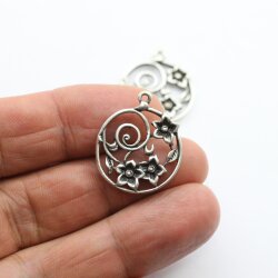 5 Flower Charms Pendant Ethnic Style