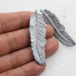 Feather Pendant, 6x2 cm