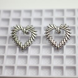 Herz Ohrstecker aus Edelstahl Wasserfest & allergiefreundlich Schmuck in Silber