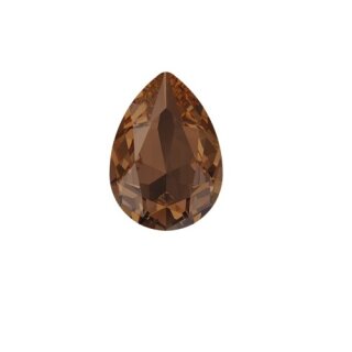 Elegant earrings with sparkling pear-shaped Swarovski crystals in an antique brass frame. Perfect for special occasions and as a stylish accessory for everyday wear. 131 Crystal Bronze Shade