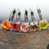 Elegante 8mm Ohrringe mit Swarovski Kristallen im Brillantschliff – Handgefertigter Schmuck