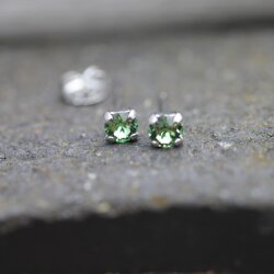 Ohrstecker mit 4 mm Swarovski Kristall 1 paar