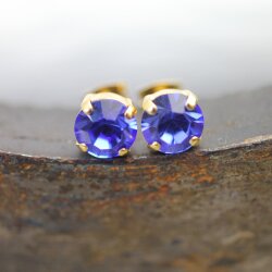 8mm Ohrstecker mit Swarovski Kristallen – Brillantschliff, viele Farben