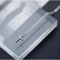Unisex Minimalist Cross Necklace – Silver-Plated Stainless Steel, Water-Resistant, Hypoallergenic & Durable