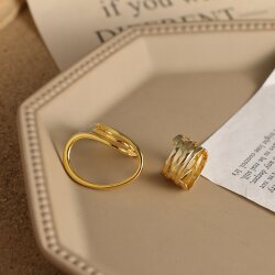 2er Set Gold Damenringe | Schlichte & künstlerische Linienführung | Extravaganter Modeschmuck