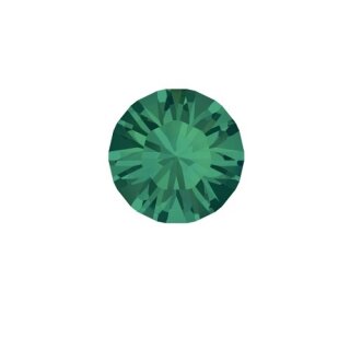 Elegante 8mm Ohrringe mit Swarovski Kristallen im Brillantschliff – Handgefertigter Schmuck 46 Emerald