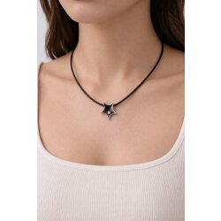 Stern Kette mit Lederband und Zirkonia Stein, Edelstahl Stern Anhänger an schwarzer Kordel, Minimalistischer Schmuck, Geschenk für Sie