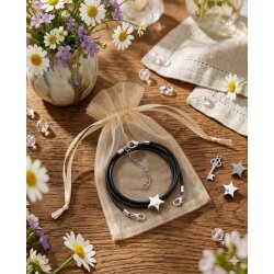 Stern Kette mit Lederband und Zirkonia Stein, Edelstahl Stern Anhänger an schwarzer Kordel, Minimalistischer Schmuck, Geschenk für Sie