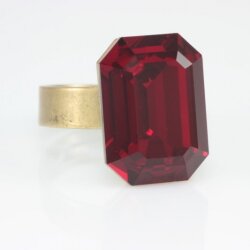 Ring setting for 18x13 mm Octagon Swarovski Crystals