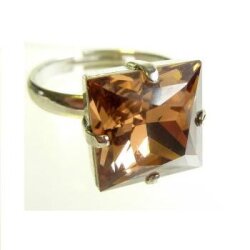 Ring setting for 12 mm Princess Square Swarovski Crystals