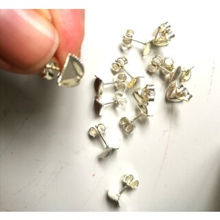 Stud Earring setting for 6 mm Cube Swarovski Crystals