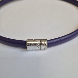 Magnet Closure