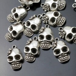 10 Lady Totenkopf Anhänger, Silber Charms