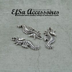 10 Seahorse Charms Pendant