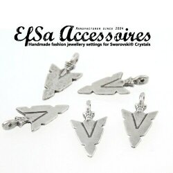 10 arrowspike Pendants