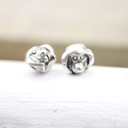 10 dog head Beads