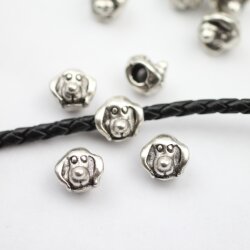 10 dog head Beads