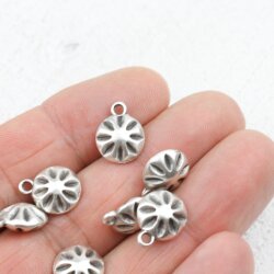 10 Flower Pendants