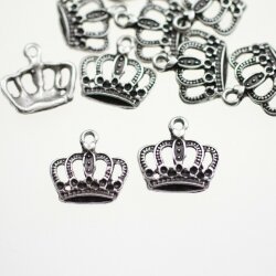 10 crown Pendants