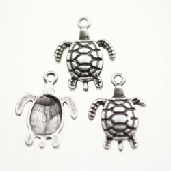 10 turtle Pendants