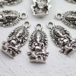 10 Antique Silver Elephant Ganesha Charms Pendants