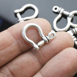 10 clamp pendants