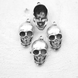 10 Silver Skull Charms, Deaths head Pendants