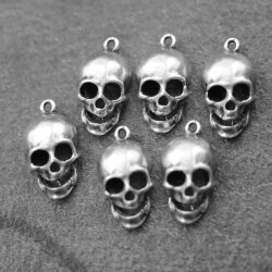 10 Silver Skull Charms, Deaths head Pendants