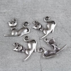 10 cat Pendants