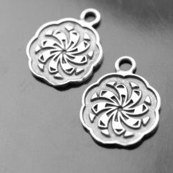 10 Oriental Flower Pendants