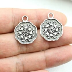 10 Oriental Flower Pendants