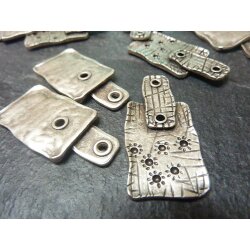 5 metal Pendants