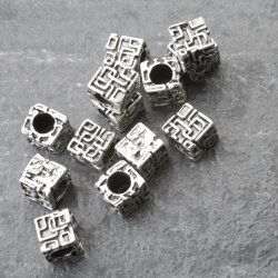 10 Dice, Cube Beads