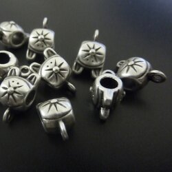 10 Cat head Beads w. Loop