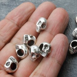 10 Skull, Deaths head Beads, antique silver