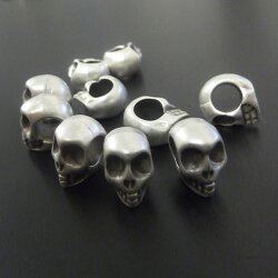 10 Totenkopf Perlen, altsilber