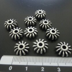 10 Flower Beads