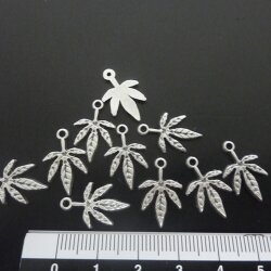 20 Palm Plant Pendants