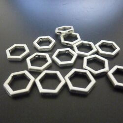 10 Hexagon Anhänger