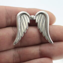 5 Wings Pendants